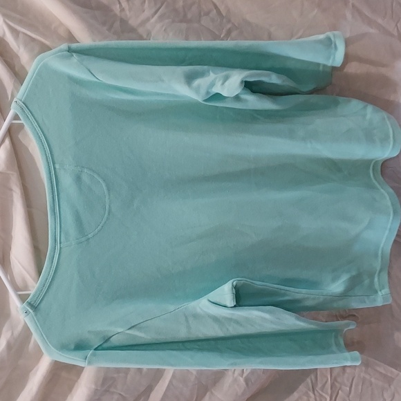Cool Mint Long Sleeve Knit Shirt with Round Sparkle Top Front Hem Size Medium - Picture 5 of 6